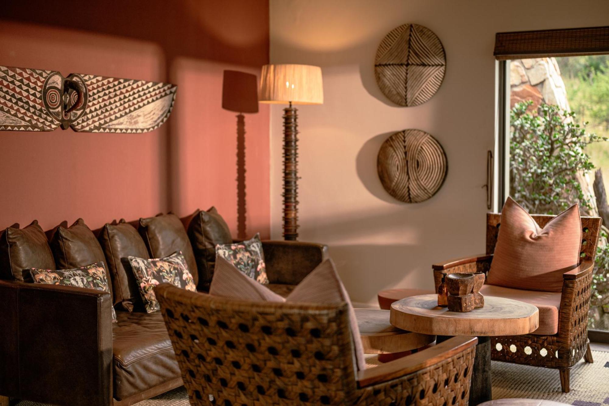 Zulu Rock Lodge - Babanango Game Reserve Ulundi Exteriör bild