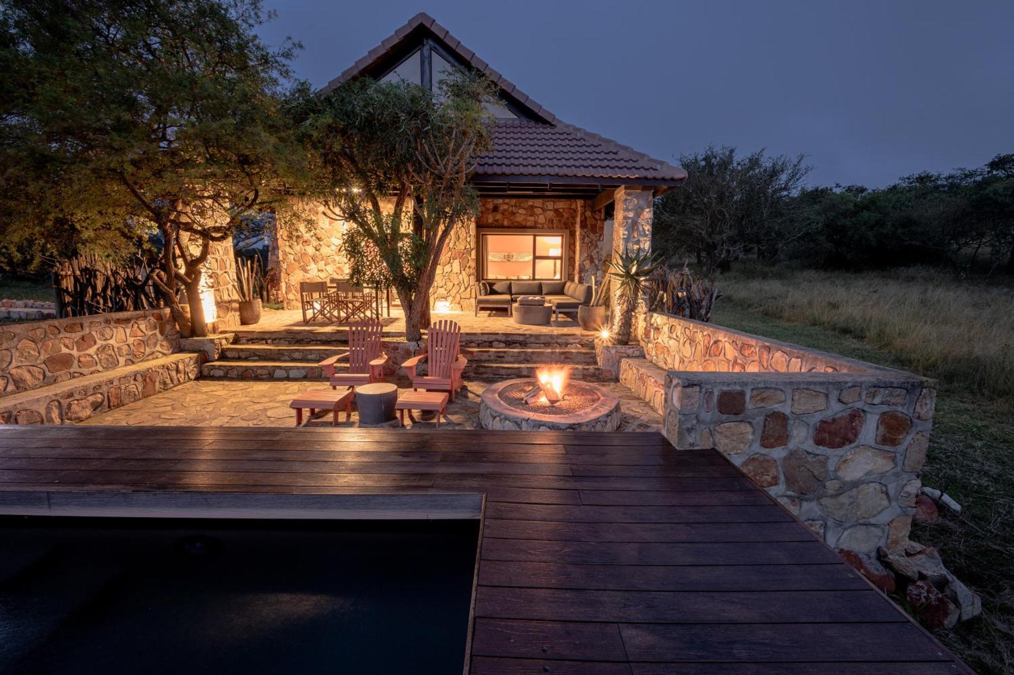 Zulu Rock Lodge - Babanango Game Reserve Ulundi Exteriör bild