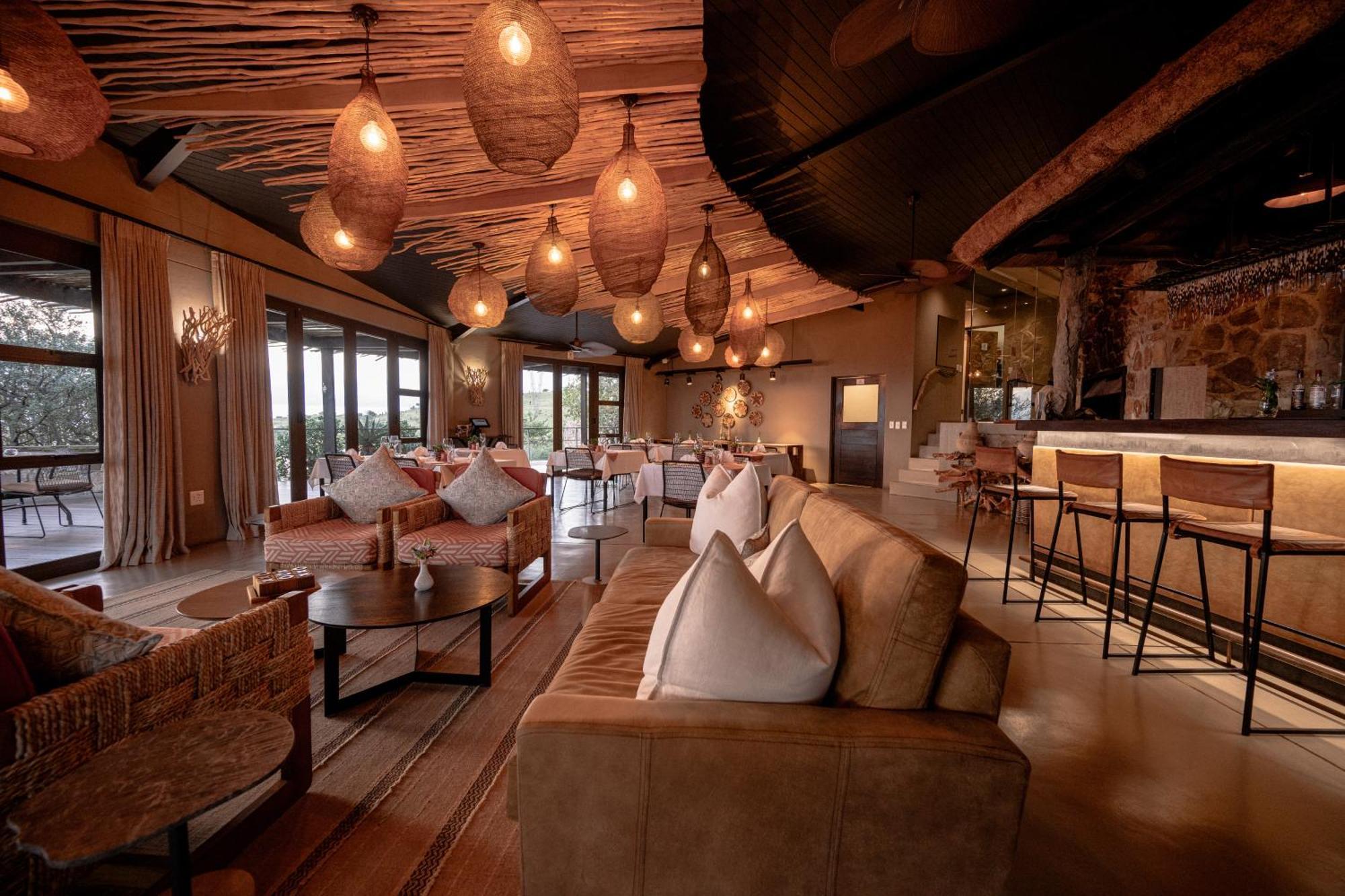 Zulu Rock Lodge - Babanango Game Reserve Ulundi Exteriör bild